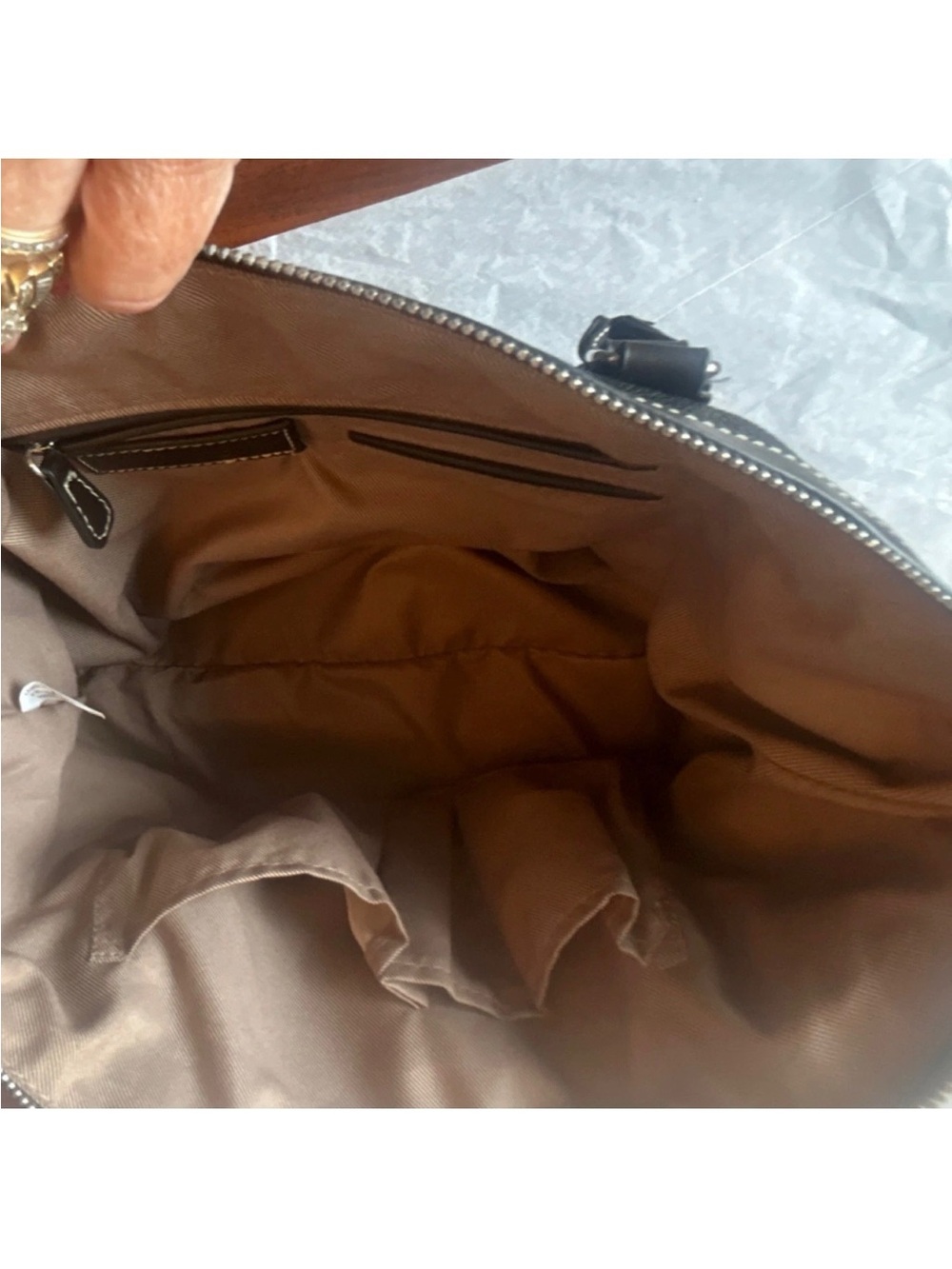 London Fog Black Pebbled Satchel Silver Hardware Double Handles Zip Closure - Picture 9 of 9